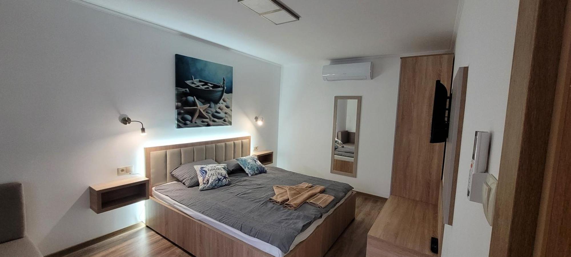 Csaladi Kikoeto Apartman Gyula Ngoại thất bức ảnh