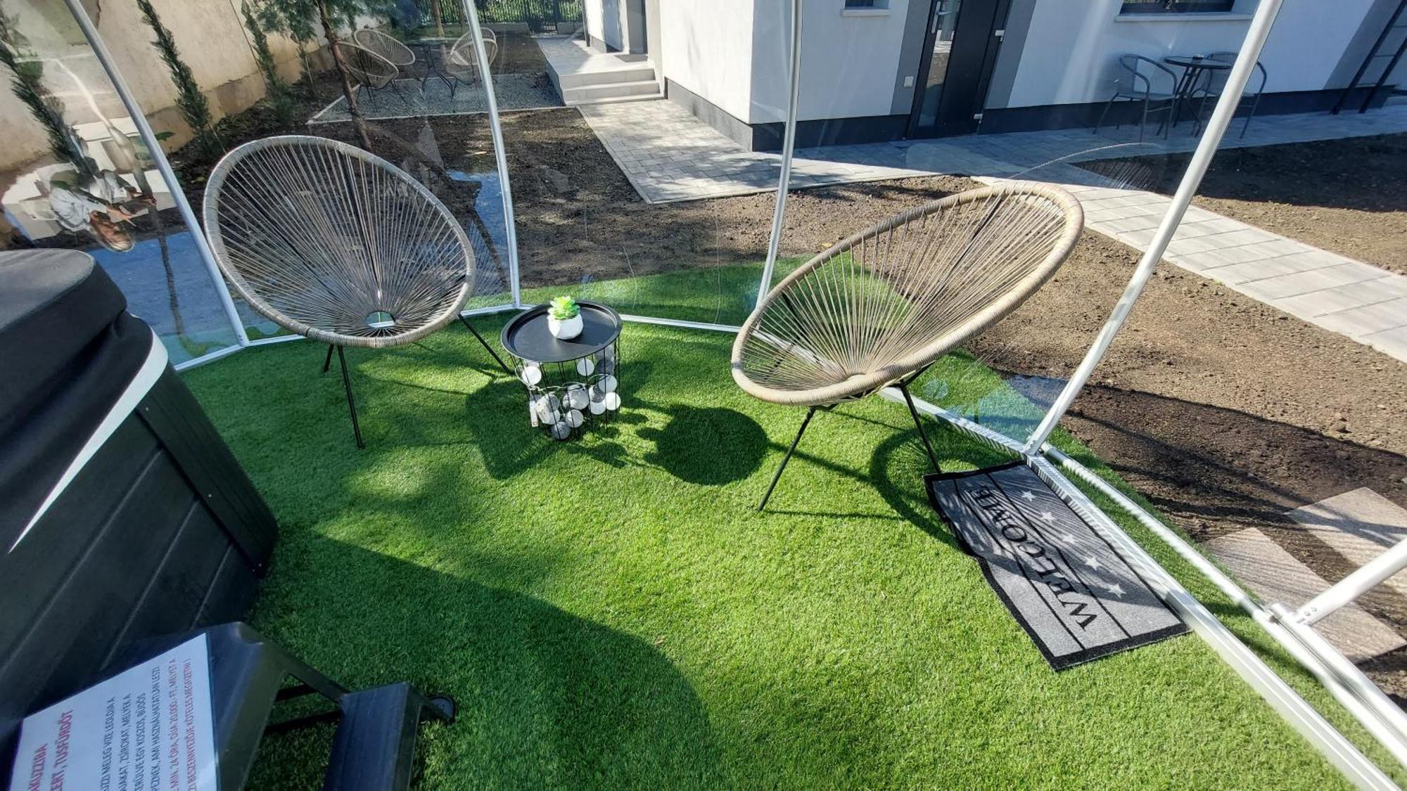 Csaladi Kikoeto Apartman Gyula Ngoại thất bức ảnh